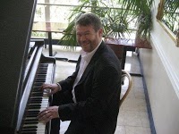 Liphook Piano Lessons and Best Wedding Pianist 1064985 Image 1